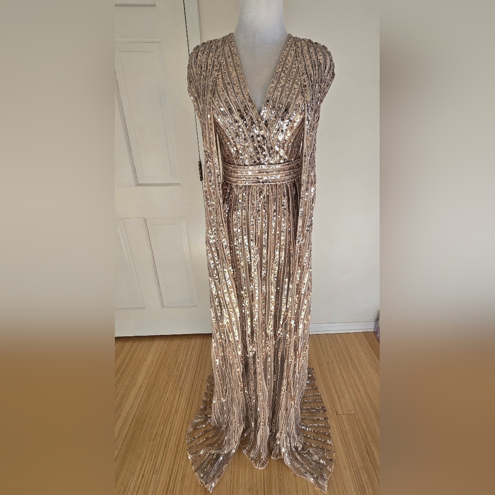 Elie Saab Sequin Cape Gown, Gold (Size 36 Small) Couture - New - Picture 7 of 12